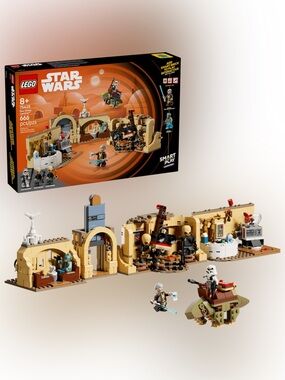 LEGO Star Wars Mos Eisley Cantina Playset (75425) – 666 Pieces – Tatooine Scene